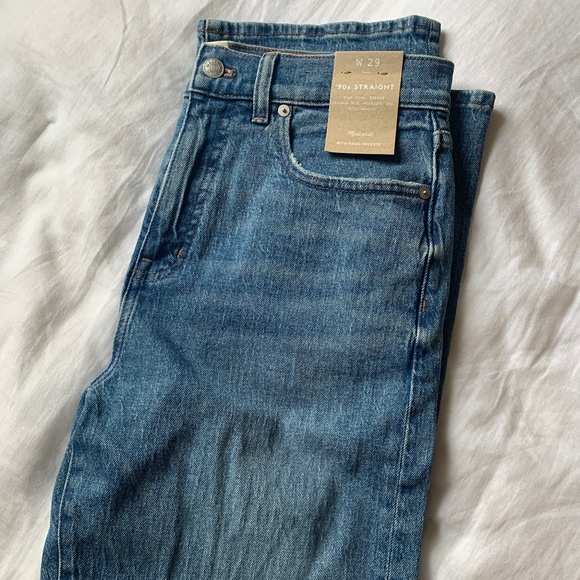 Madewell Denim - The '90s Straight Jean